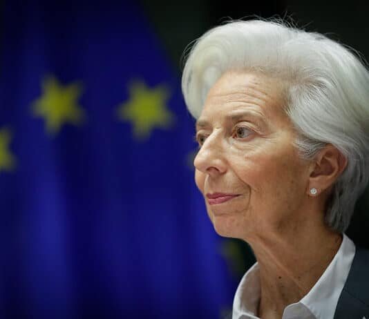 Λαγκάρντ: Τα χειρότερα της κρίσης έχουν πιθανότατα περάσει