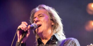 Τουρνάς: Έχω δοκιμάσει ναρκωτικά, κάτι βέσπες σκονισμένες τις έβλεπα γυαλιστερές